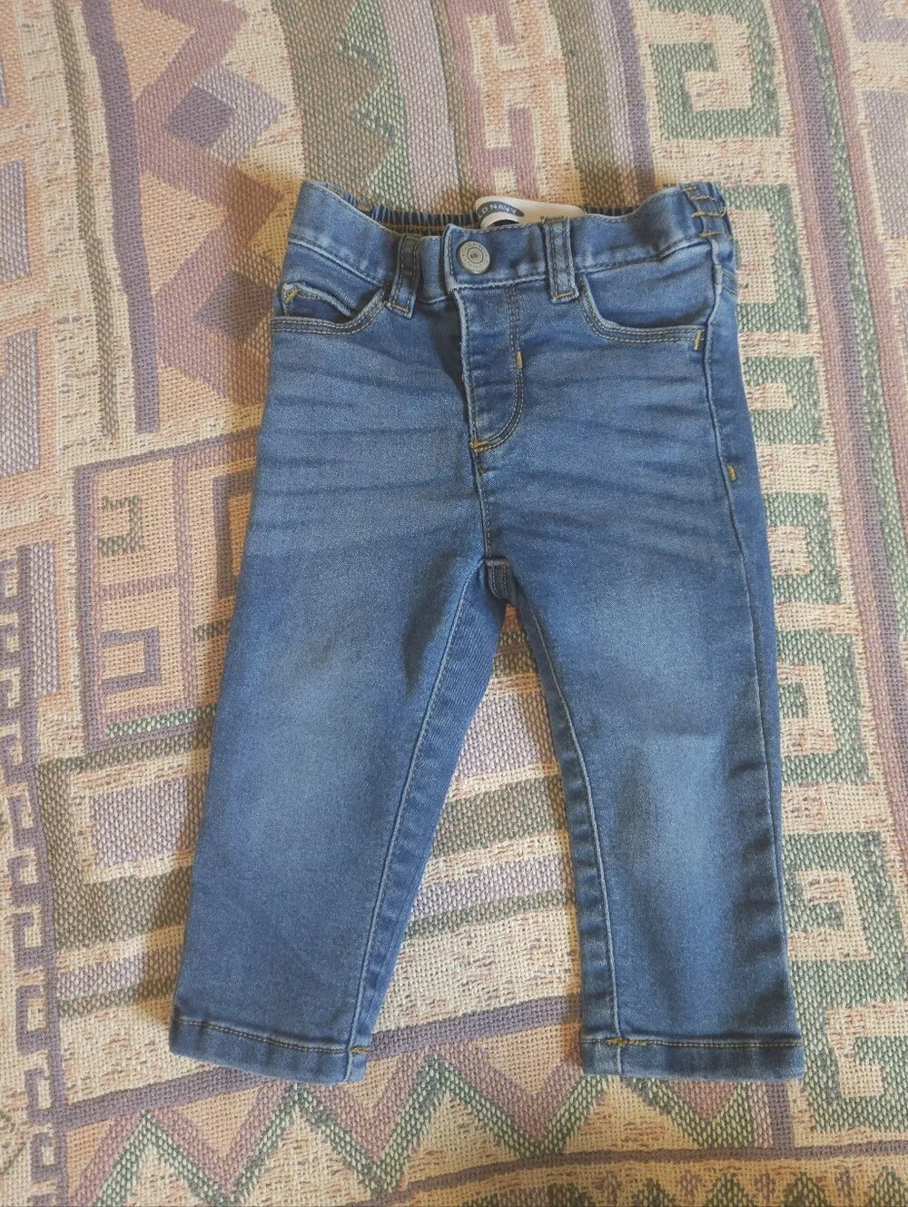 Old Navy Baby Girl Boyfriend Jeans Size 6-12 Months
